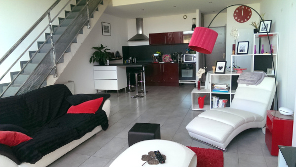 Offres de location Loft Garons 30128